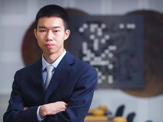 亚洲欧美小视频